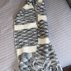 Winter scarf